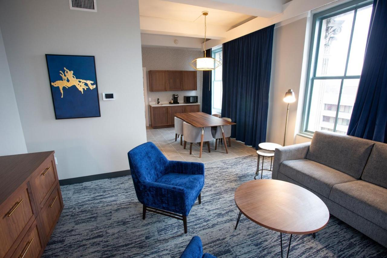 Blu-Tique, Akron, A Tribute Portfolio Hotel Екстериор снимка